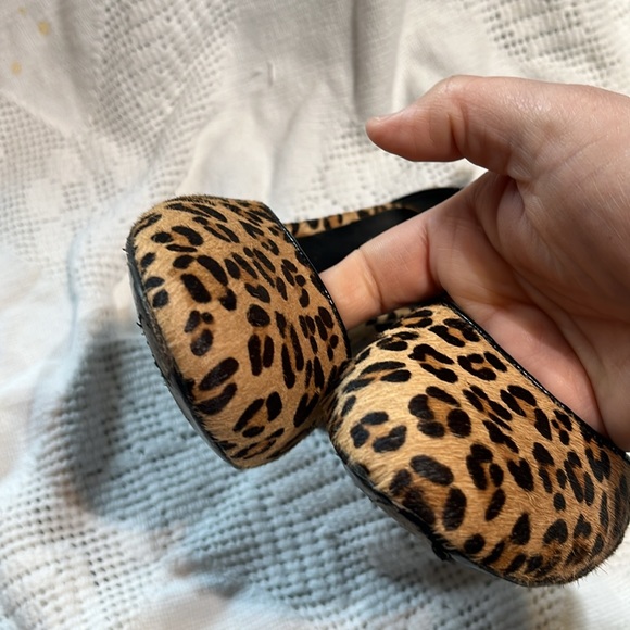 MARCIANO ANIMAL PRINT PUMPS - Picture 11 of 12